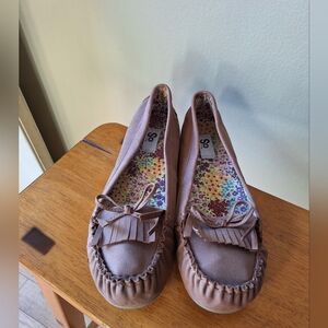 SO Women's Light Brown Moccasins